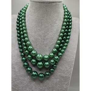 Vintage Japan Green Faux Pearl Multistrand Necklace 15–17 Inch Graduated